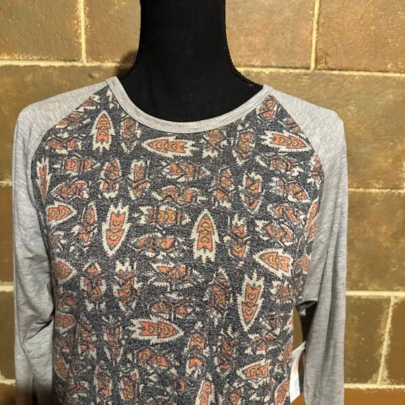 LuLaRoe Baseball Style Long Line Casual T-Shirt Women's M Medium - Picture 3 of 8